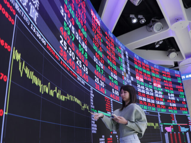 台灣新聞通訊社-00918連3季填息達陣！掛牌3年翻倍總報酬衝破106％…「不是左手換右手」