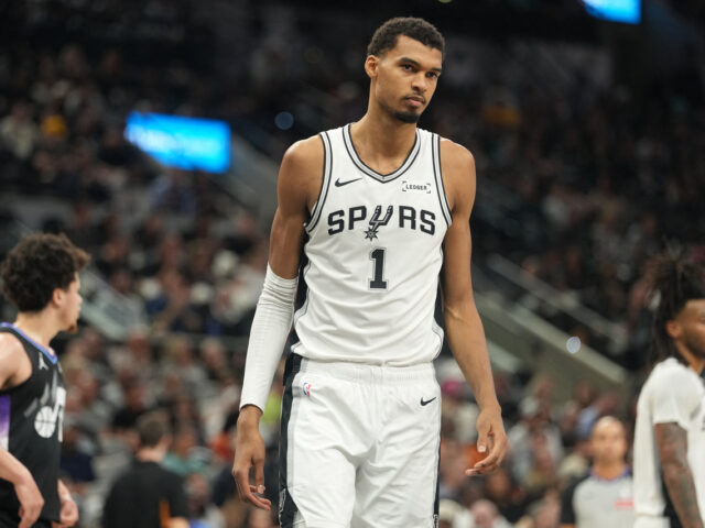 台灣新聞通訊社-NBA／小腿、膝蓋傷不停！ 再缺席3場 「斑馬」將失去獲獎資格