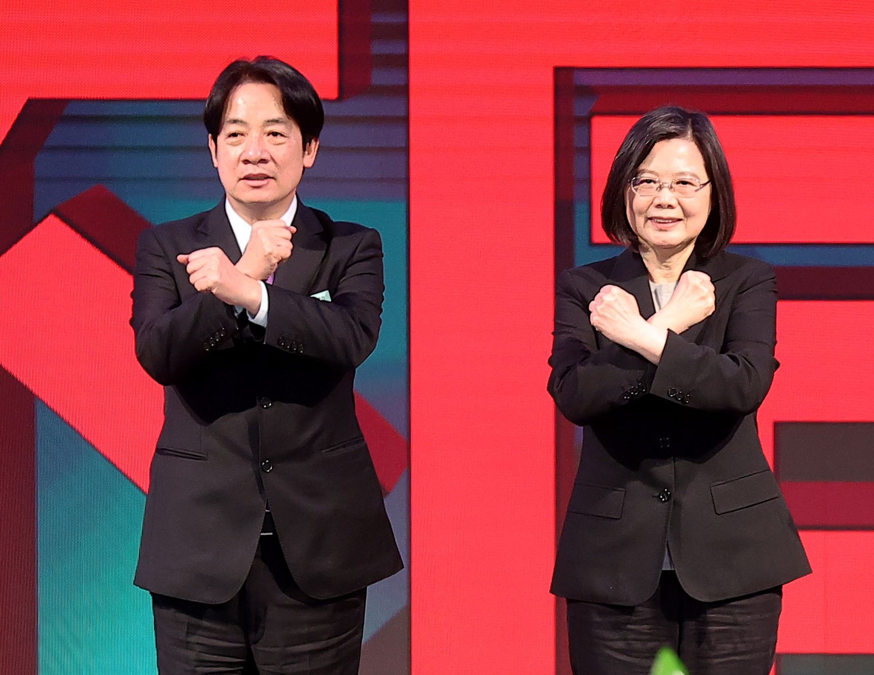 台灣新聞通訊社-蔡英文2028挑戰賴總統連任？ 他分析3情境駁：硬講成兩人反目太OVER了