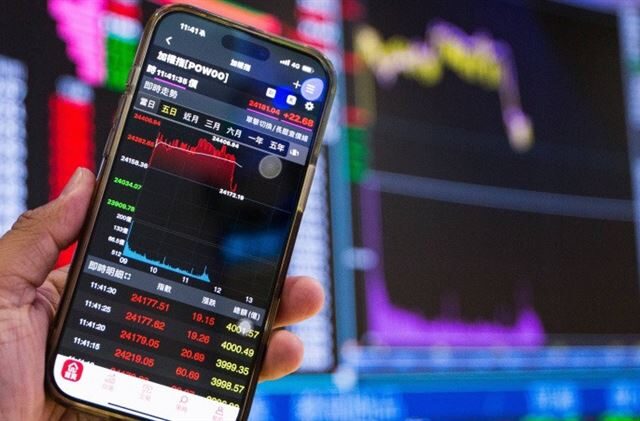 台灣新聞通訊社-台股封關抱股過年還是賣？　專家建議「這樣做」