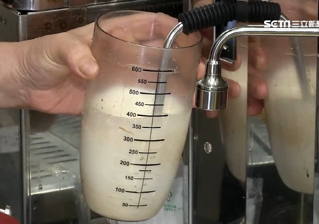 台灣新聞通訊社-手搖飲店員「2特徵」小心！前稽核員喊：看到請轉頭買別家