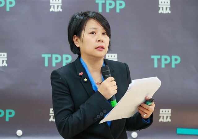 台灣新聞通訊社-學傅崐萁假離婚？李貞秀嘆「每段婚姻都有難處」：女人又不是男人的附庸