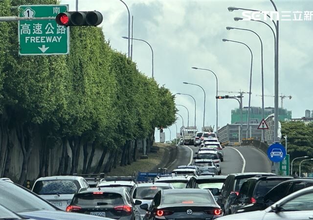 台灣新聞通訊社-違規最高罰9萬！駕駛小心了　國道3月新制上路「16站點」狠抓
