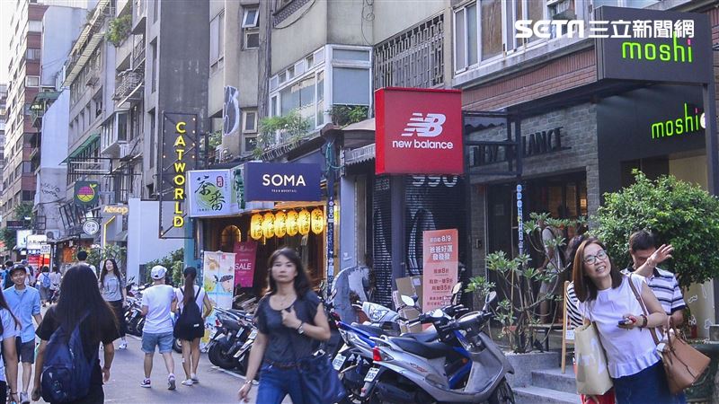 台灣新聞通訊社-台北知名商圈衰退「老店接連收攤」　業者嘆：人潮被吸走