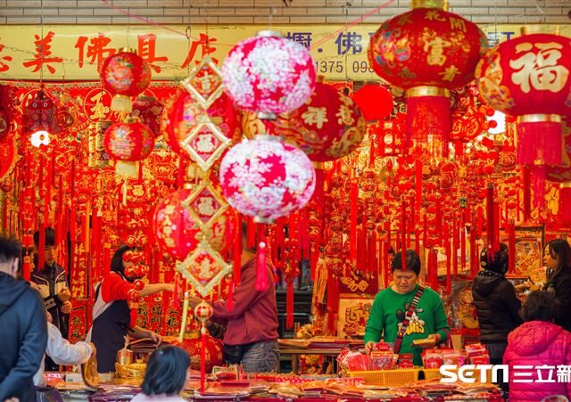 台灣新聞通訊社-今熱飆32℃！除夕午後變天「這2地濕冷連3天」　過年9天連假天氣曝