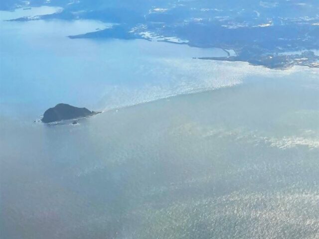 台灣新聞通訊社-台灣百慕達揭密！基隆神祕海域「舟至即沉」氣象站曝海檻地形驚人真相