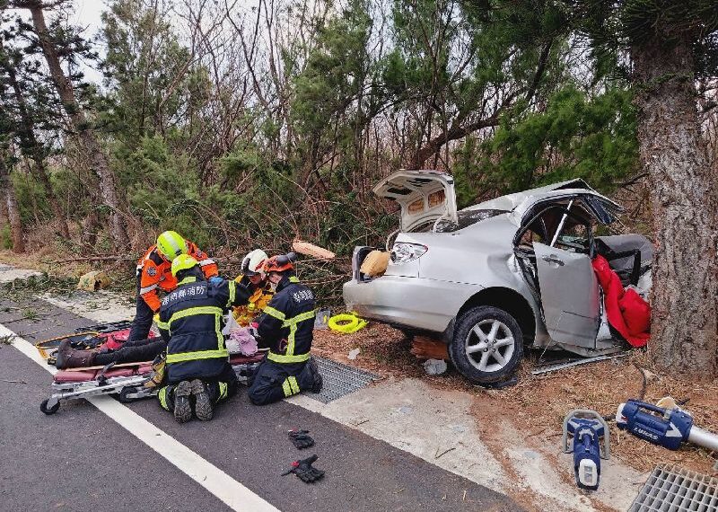 台灣新聞通訊社-澎湖縣道白沙段車禍 黃姓夫婦送醫不治