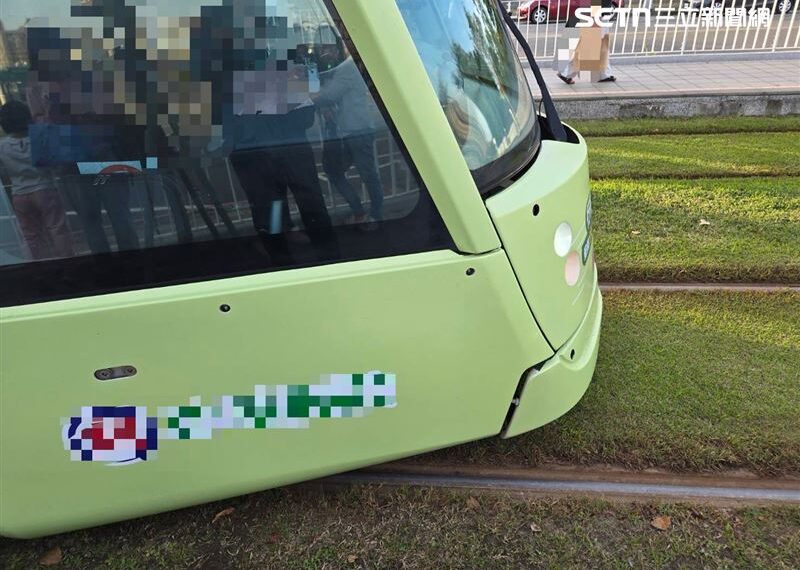 台灣新聞通訊社-畫面曝光！他牽8歲兒「穿越軌道」下秒被輕軌撞2人送醫　父涉1罪遭送辦