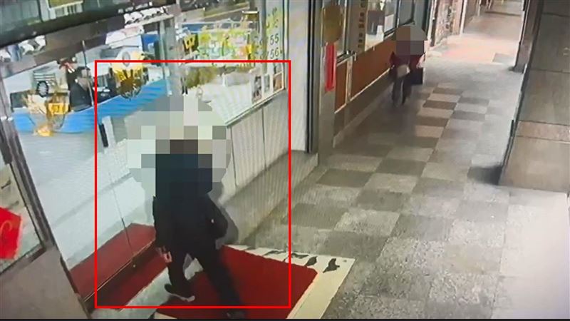 台灣新聞通訊社-7旬翁將罕病妻從14樓丟下摔死　法官認長照悲劇一審輕判2年6個月