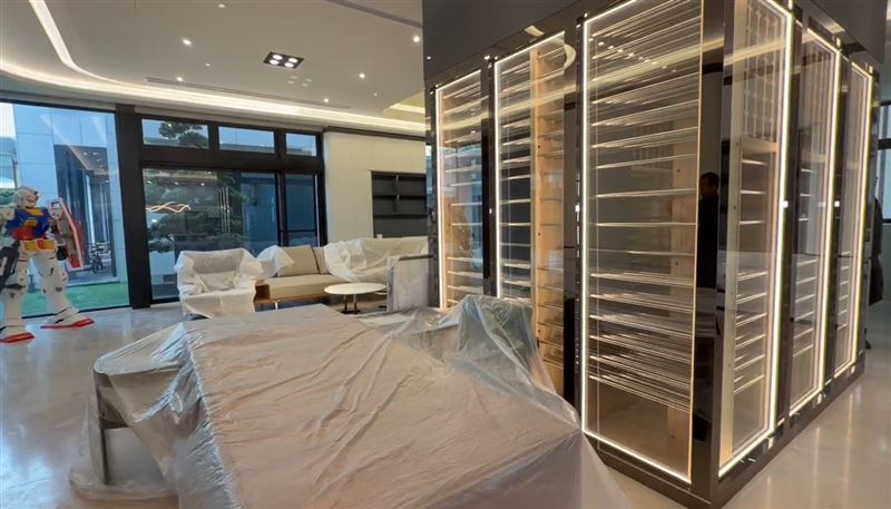 台灣新聞通訊社-謝典霖豪宅蓋挑高室內籃球場　風水師警告：追趕跑跳聲響影響主人氣運