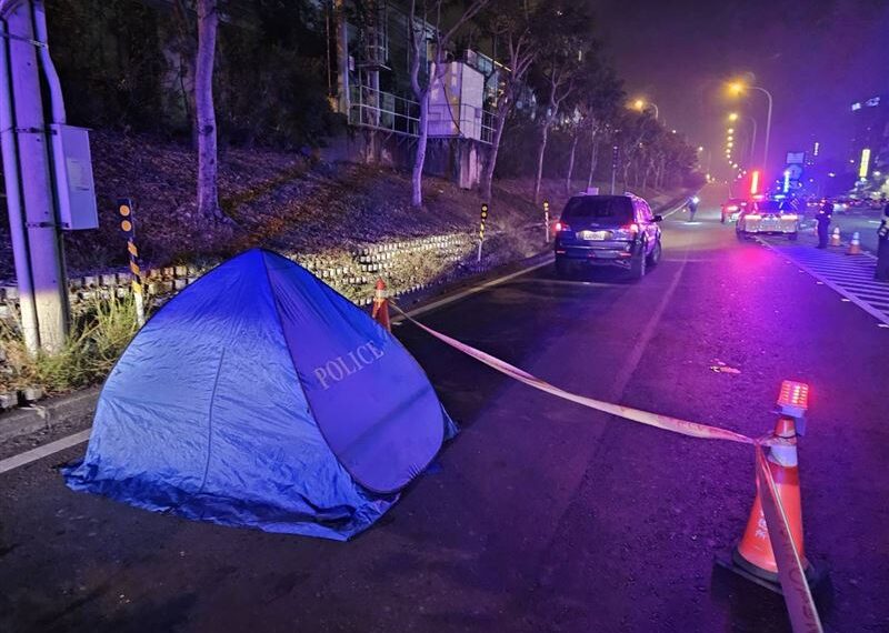台灣新聞通訊社-詭異路倒匝道口！高雄男慘遭3車連環輾斃，第一輛駕駛竟肇事逃逸