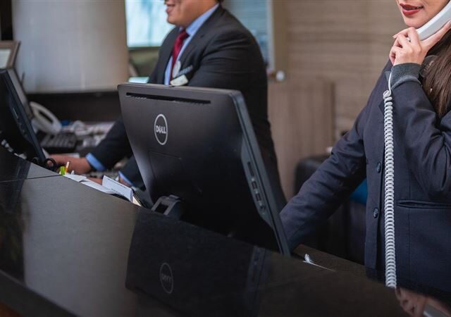 台灣新聞通訊社-民宿變8星級酒店？過年房價「初三1晚飆3萬」網酸爆：寧願搭帳篷也不住