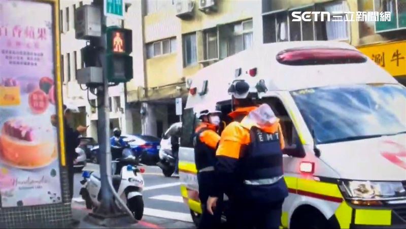 台灣新聞通訊社-趴地起身向前狂奔！北市裸女暴走爬上車頂　車主嚇傻移車害她跌傷