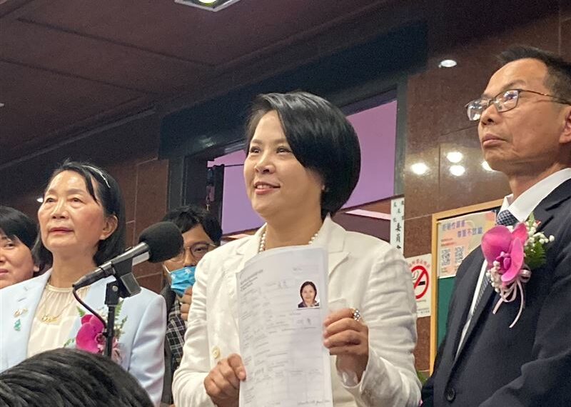 台灣新聞通訊社-解職是假議題！李貞秀「2024仍在中國有戶籍」　林楚茵：根本沒參選資格