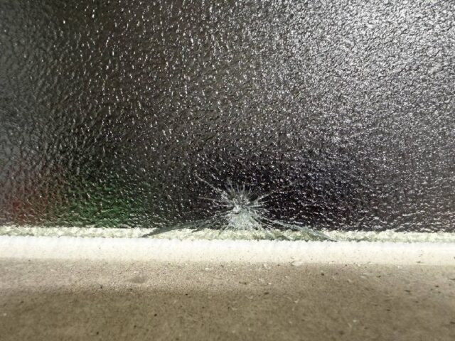 台灣新聞通訊社-澎湖馬公民宅遭槍擊　警鎖定對象偵辦