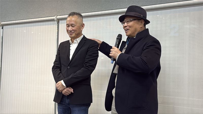 台灣新聞通訊社-快訊／訂單看到2027！緯創：AI建置邁入「1.5波」　剛需「再旺3年」