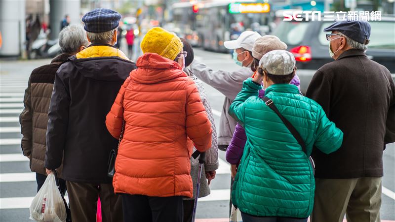 台灣新聞通訊社-冷高壓出海！鄭明典PO一圖曝「最凍時刻」　有望降雪地區出爐