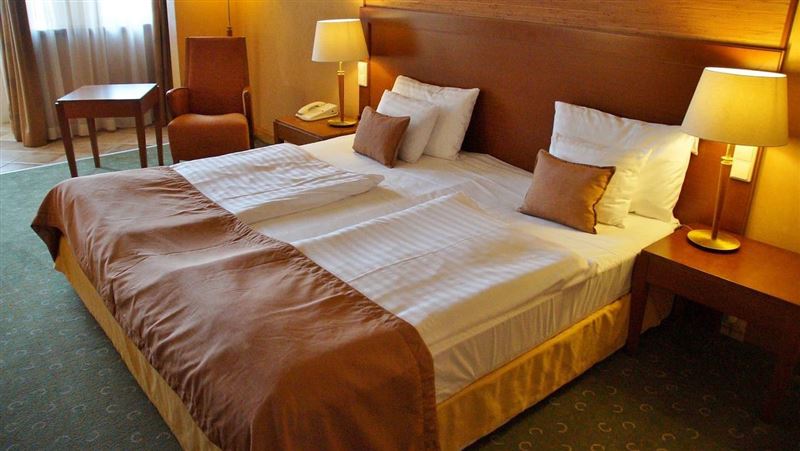 台灣新聞通訊社-過年打算遊台南⋯他一查傻眼了：飯店「住2晚4.5萬」！業者：合理漲價