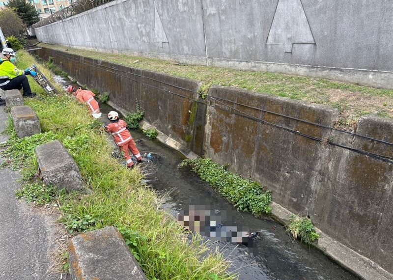 台灣新聞通訊社-快訊／新竹空軍基地旁命案！男詭趴「大排水溝」亡　死者身份曝光