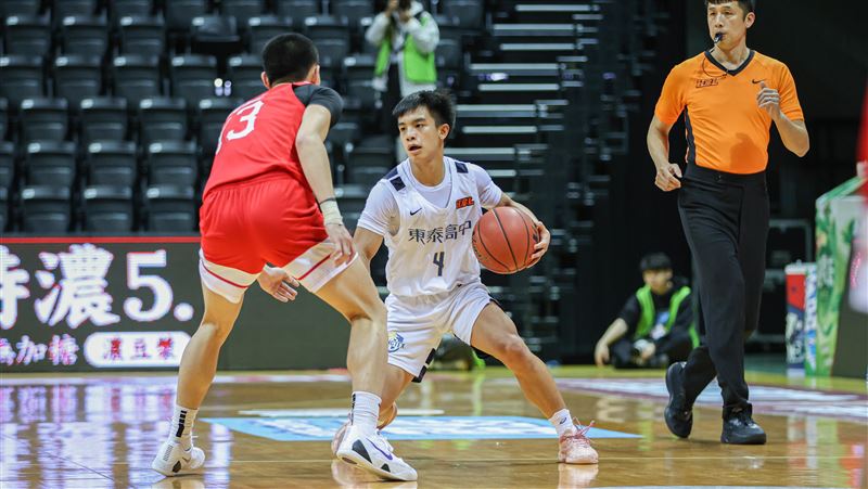 台灣新聞通訊社-HBL／獨扛重擔！高丁國柱領軍東泰闖4強　賽後淚崩曝「問AI怎麼辦」