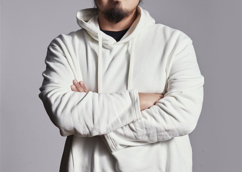 台灣新聞通訊社-高金素梅涉3案遭搜！金曲歌王Matzka妻雲雅舜涉洗錢移送