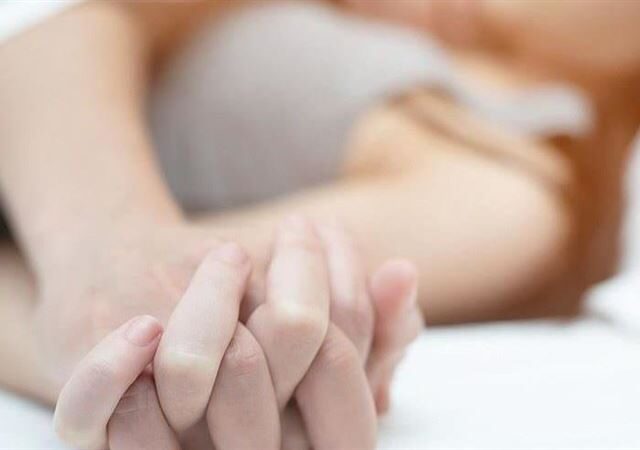 台灣新聞通訊社-刺激的代價！新竹人妻約X「廟旁女廁激戰」他拿淫照恐嚇再1次：告訴妳尪