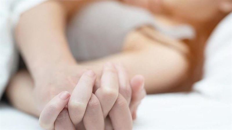 台灣新聞通訊社-刺激的代價！新竹人妻約X「廟旁女廁激戰」他拿淫照恐嚇再1次：告訴妳尪