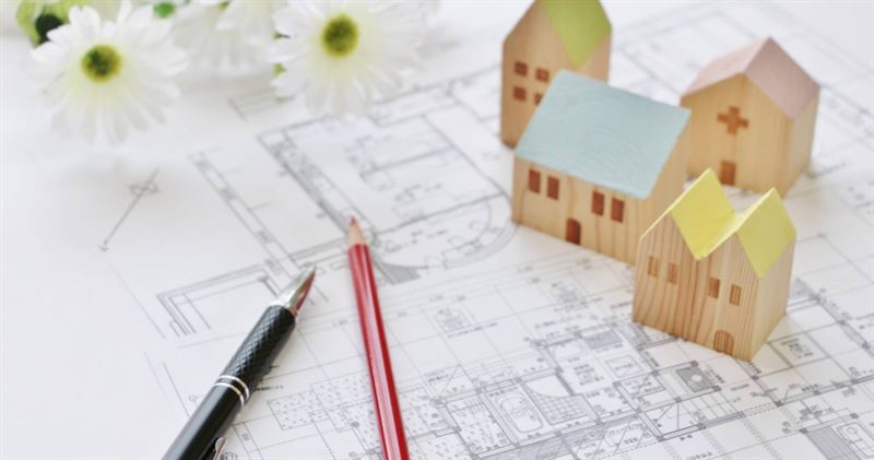 台灣新聞通訊社-30歲後該不該買房？ 她滑房仲平台愣「以前排隊現在直接約」