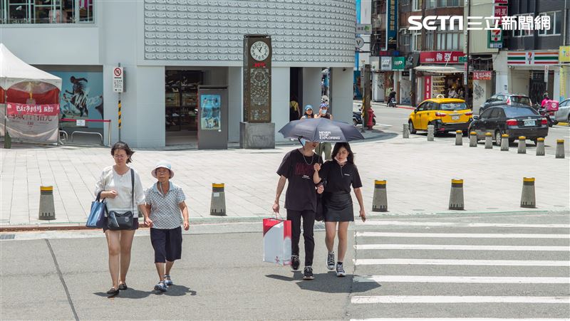 台灣新聞通訊社-今年夏天熱爆、颱風很強？鄭明典一圖曝「2大關鍵」：聖嬰現象前兆