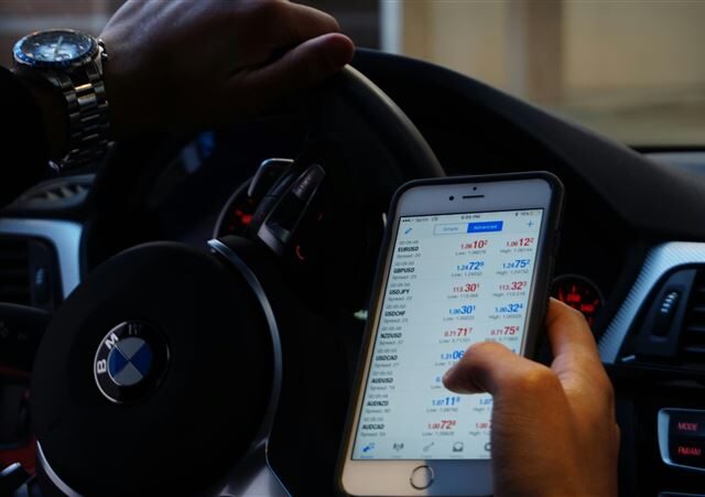 台灣新聞通訊社-輝達被淘汰？分析師點名「這3檔」股票買就抱十年：1優勢成為最終贏家