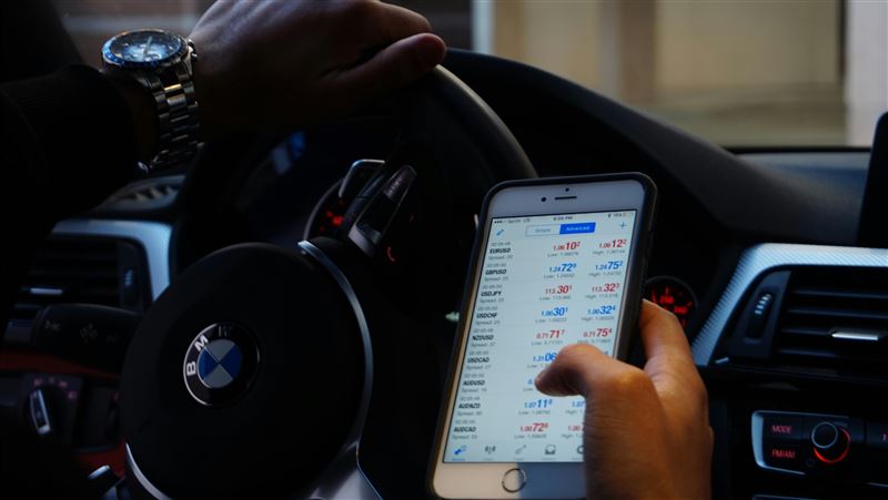 台灣新聞通訊社-輝達被淘汰？分析師點名「這3檔」股票買就抱十年：1優勢成為最終贏家