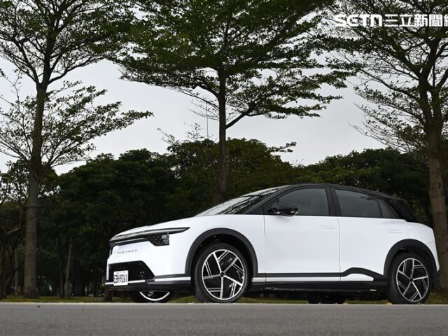 台灣新聞通訊社-怎能不愛車／不只是電動車　Foxtron Bria更懂你怎麼用車