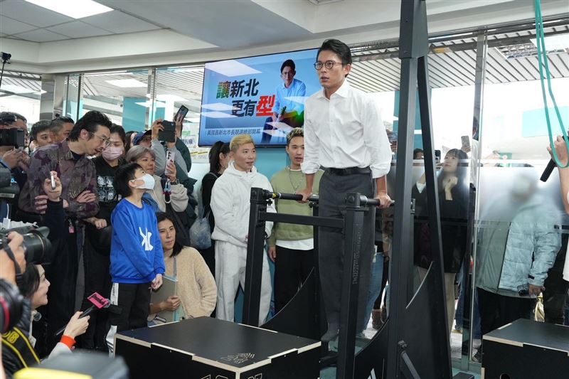 台灣新聞通訊社-黃國昌喊「讓新北更有型」　媒體人翻白眼：把市民智商當塑膠