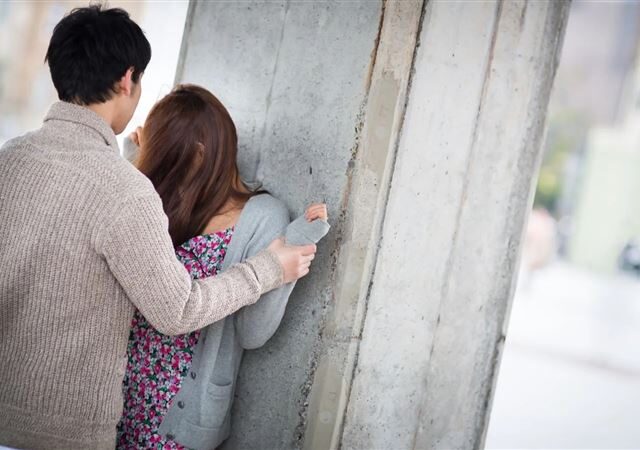 台灣新聞通訊社-正妹助理離職牙醫包2千元餞別　趁機熊抱、強吻「可以再放肆一點嗎？」