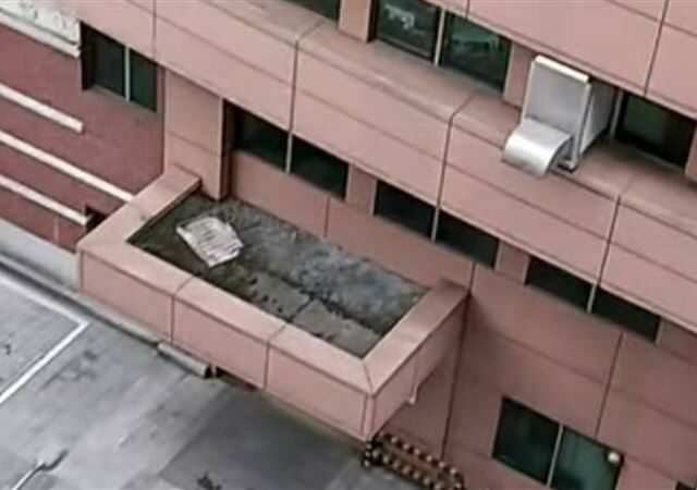 台灣新聞通訊社-快訊／馬偕醫院爆員工「躺高樓女兒牆」　院方證實：已輔導3年