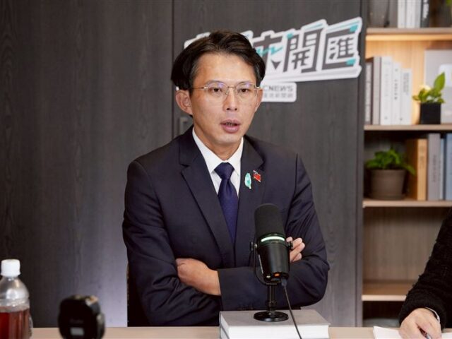 台灣新聞通訊社-劉書彬砸35萬整修辦公室！黃國昌也開罵「裝什麼潢」：來做事不是來做官