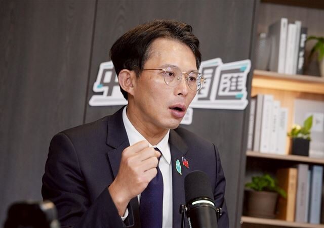 台灣新聞通訊社-鄭麗文拋2028「兩岸和平框架」　黃國昌也傻眼：完全不知她在講什麼