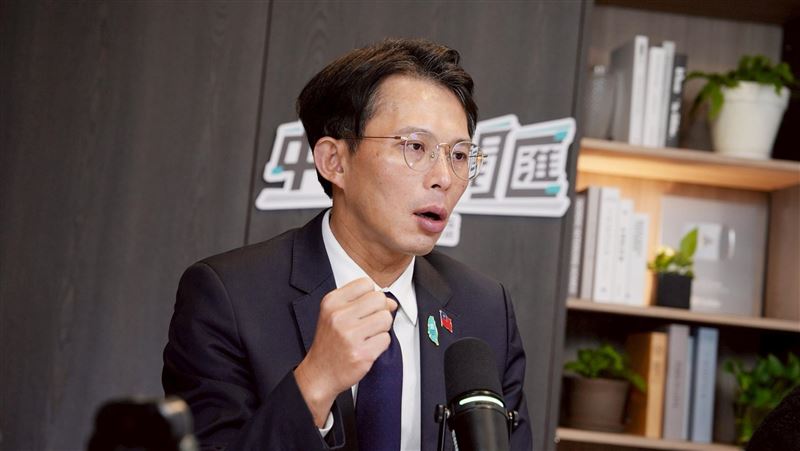 台灣新聞通訊社-鄭麗文拋2028「兩岸和平框架」　黃國昌也傻眼：完全不知她在講什麼