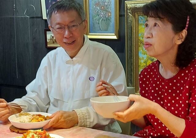 台灣新聞通訊社-黃國昌銃康柯文哲？陳佩琪喊「搞清楚了」　親自教學如何買下大安區房子