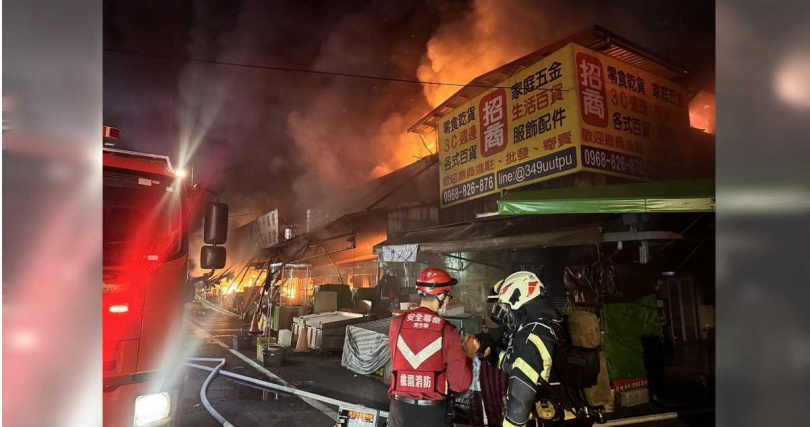 台灣新聞通訊社-市場孤兒／南門市場大火後「洗牌」　60年老攤商遇人頭戶搶飯碗慘失業