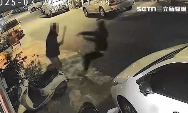 台灣新聞通訊社-台中男酒後叫囂遭友柴刀刺胸！母目睹兒倒血泊慘死…嫌犯開庭求原諒