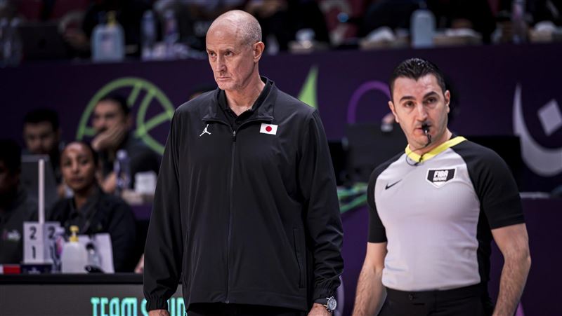 台灣新聞通訊社-日本男籃震撼彈！　總教練霍瓦斯退任　日籃協：理念分歧終止合約