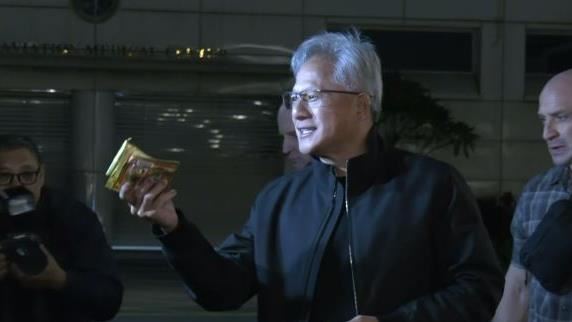 台灣新聞通訊社-黃仁勳返美　下一站直奔休士頓！意外曝露最愛1零食　竟是它