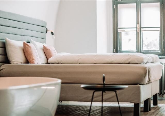 台灣新聞通訊社-春節觀光1縣市「近年最慘」！2原因訂房率剩3成　業者嘆：開一天賠一天