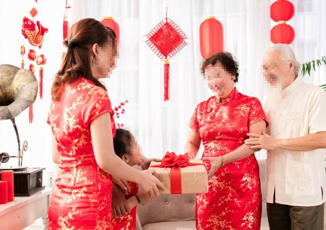 台灣新聞通訊社-「初二」回娘家禁忌勿穿2色衣！帶禮上門需雙數　遇事回不去有2解方