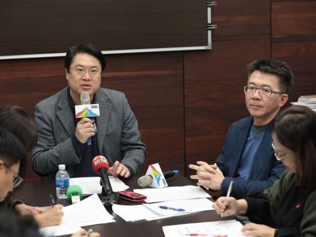 台灣新聞通訊社-前基隆民政處長涉貪收押　林右昌辦公室：尊重司法