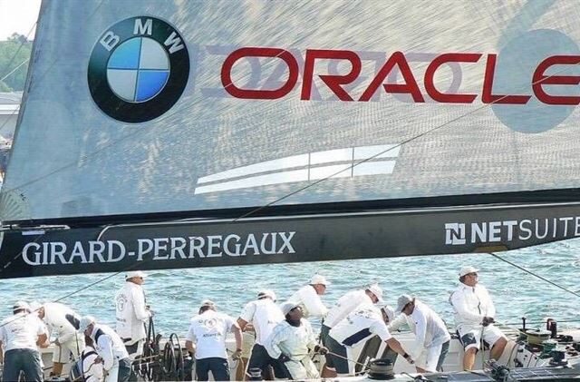 台灣新聞通訊社-擴張夢碎？甲骨文傳將重組裁員3萬人　千億美金缺口引發銀行撤資