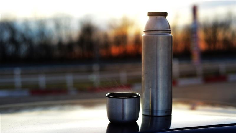 台灣新聞通訊社-男用保溫杯裝「1類飲料」長達10年　竟鉛中毒慘死、大腦萎縮如老人