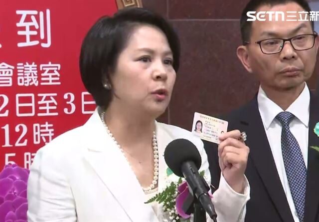 台灣新聞通訊社-卓冠廷嗆爆李貞秀　要吵架麻煩搞清楚對象干我們台灣屁事？