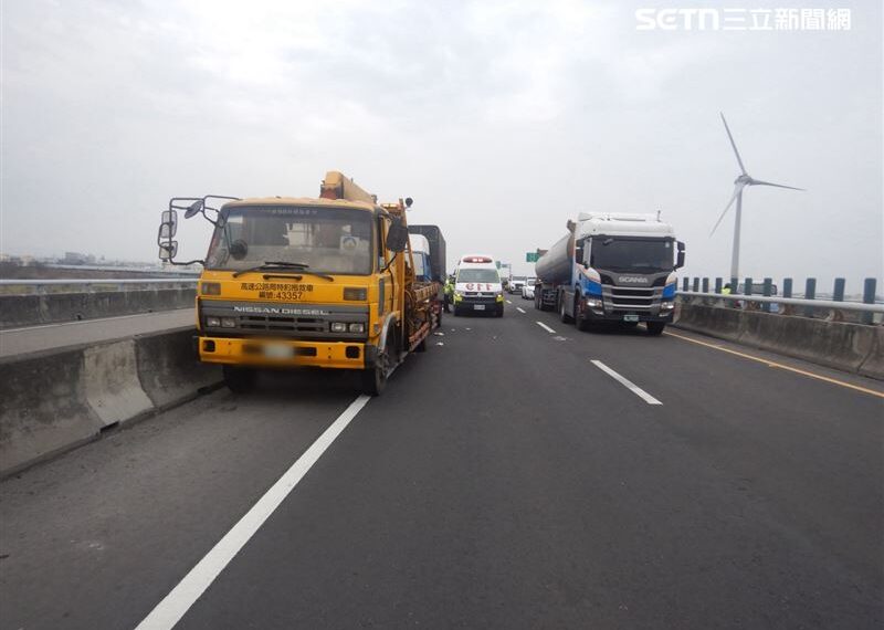 台灣新聞通訊社-台61線救援人員路肩作業遭撞斷腿頭部重傷 肇逃駕駛躲整晚深夜投案